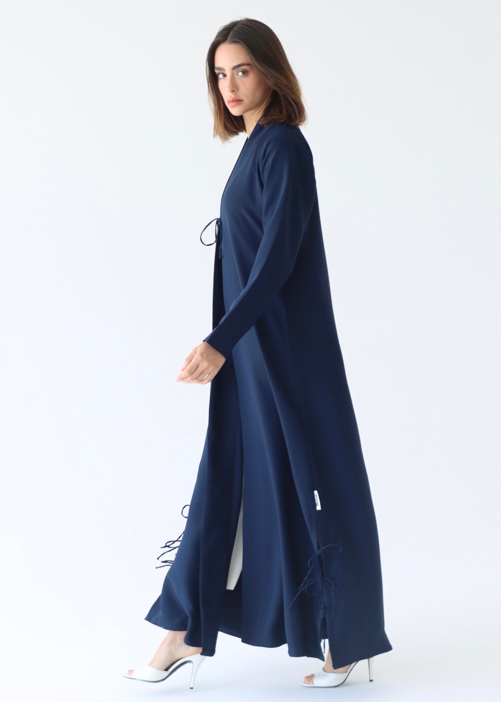 M022-3 Ribbon Abaya