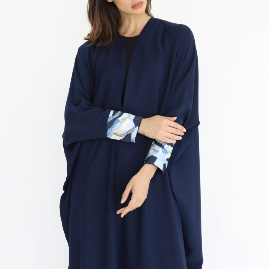 Wave Bisht Abaya