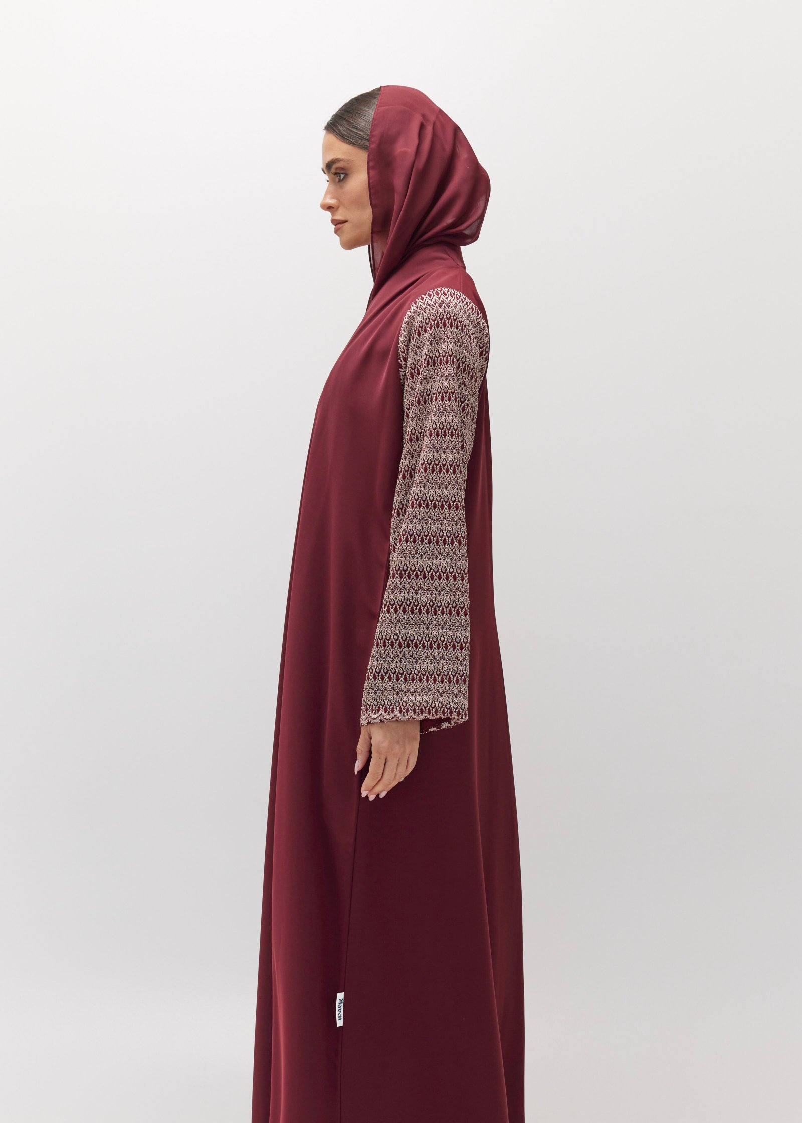 M050 -3 The Woolen Sleeve
