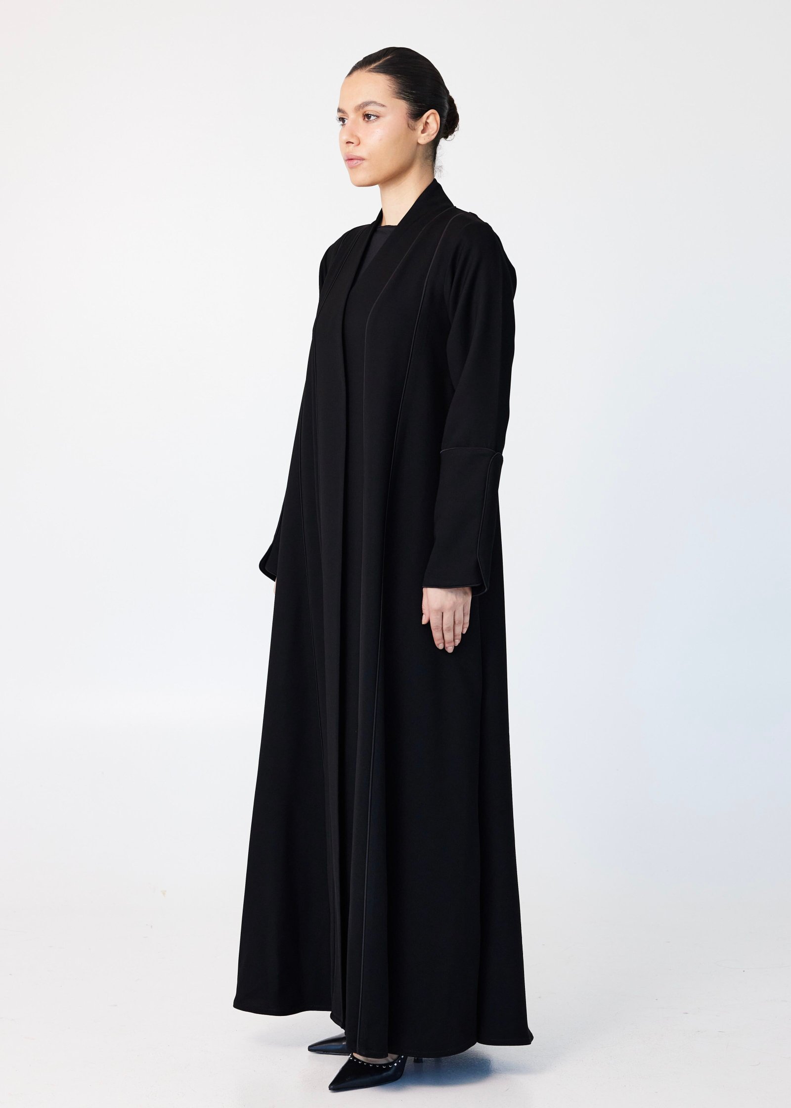 Line fit Black 2.jpg Line Fit Abaya