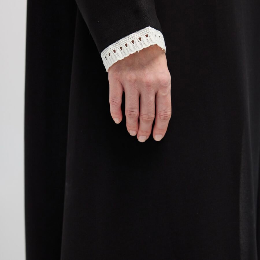 Sharp Abaya