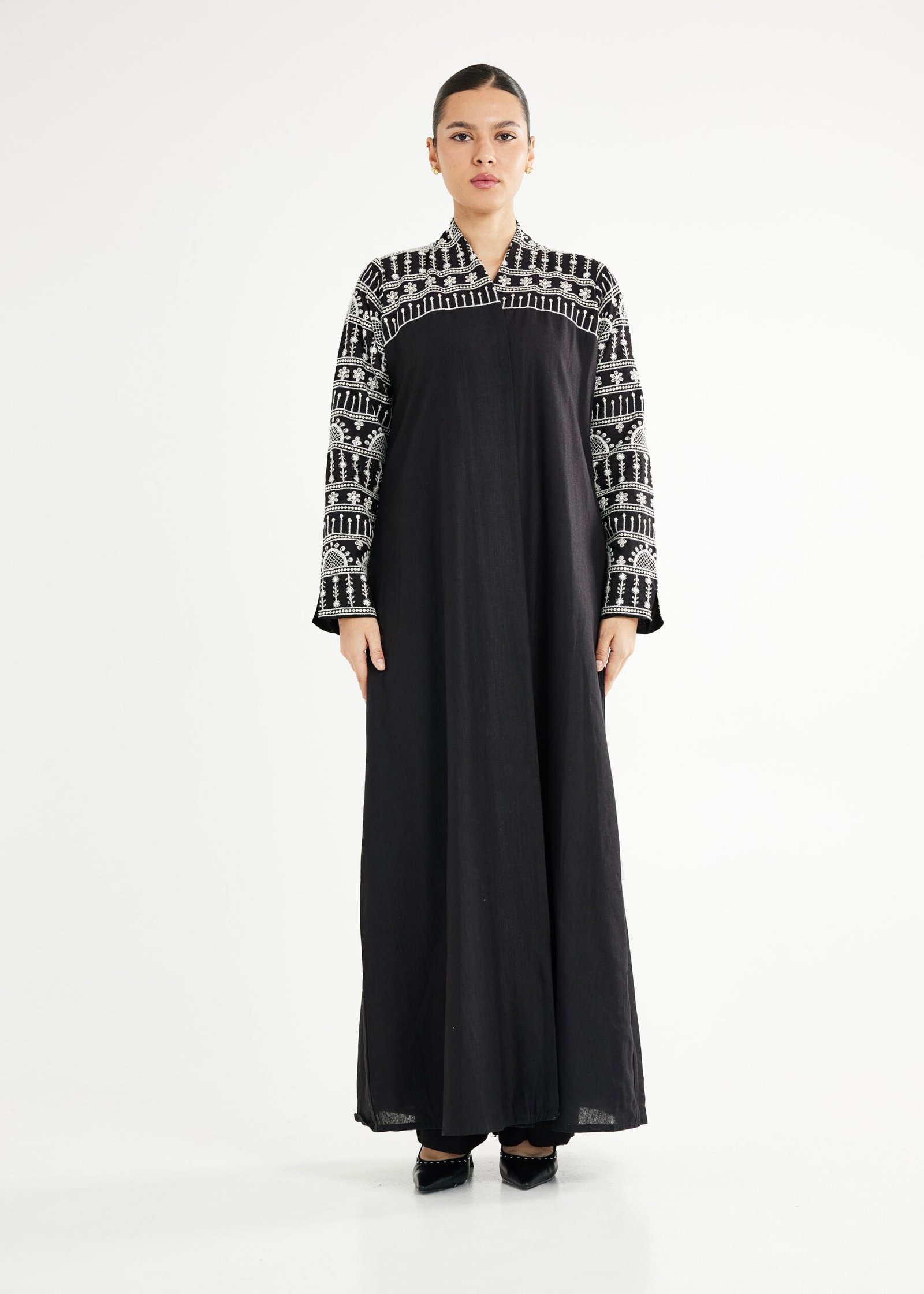 m063-b1 Halo Abaya