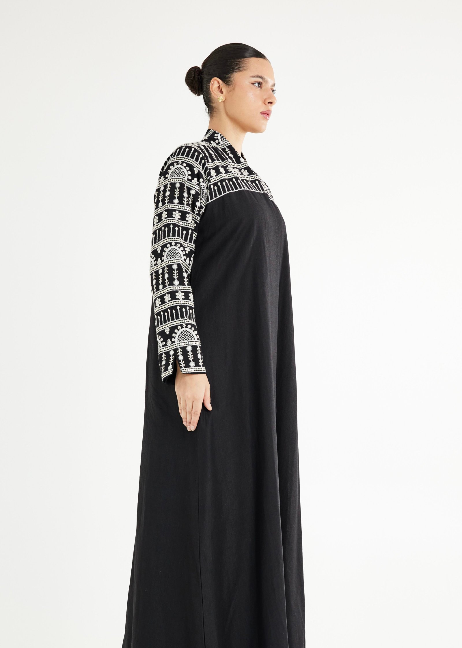 Halo Abaya
