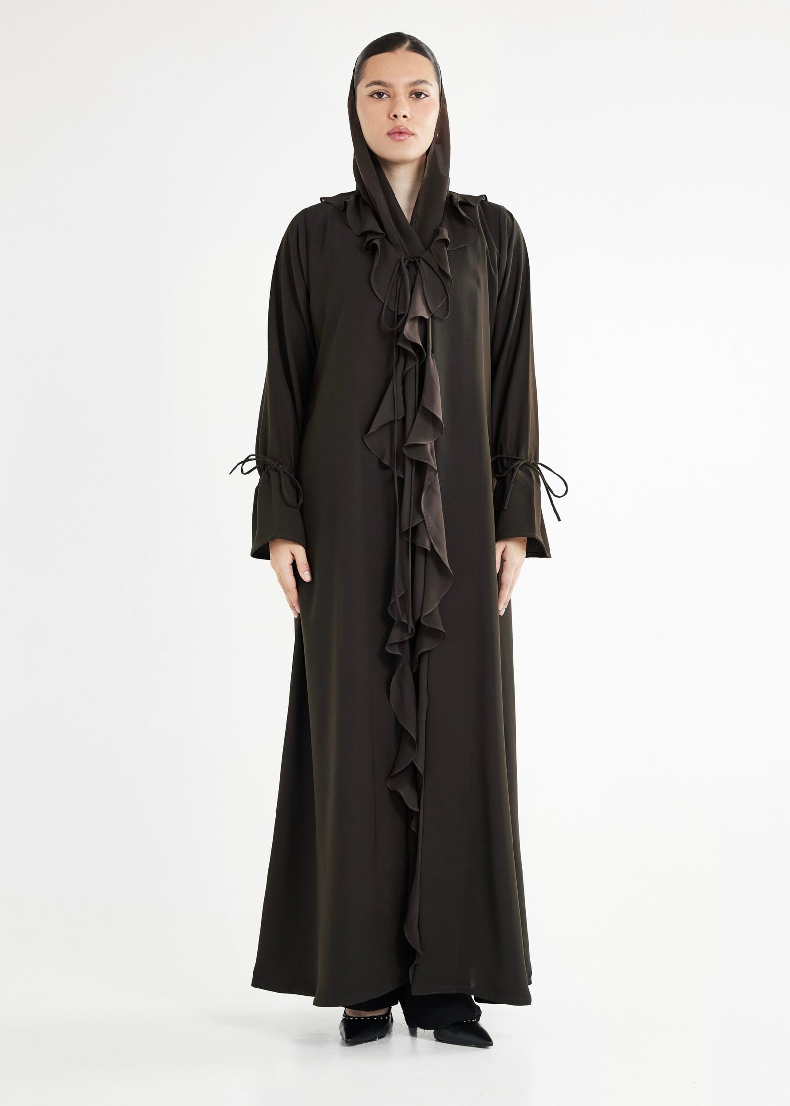 M093-1 Ruffled Abaya