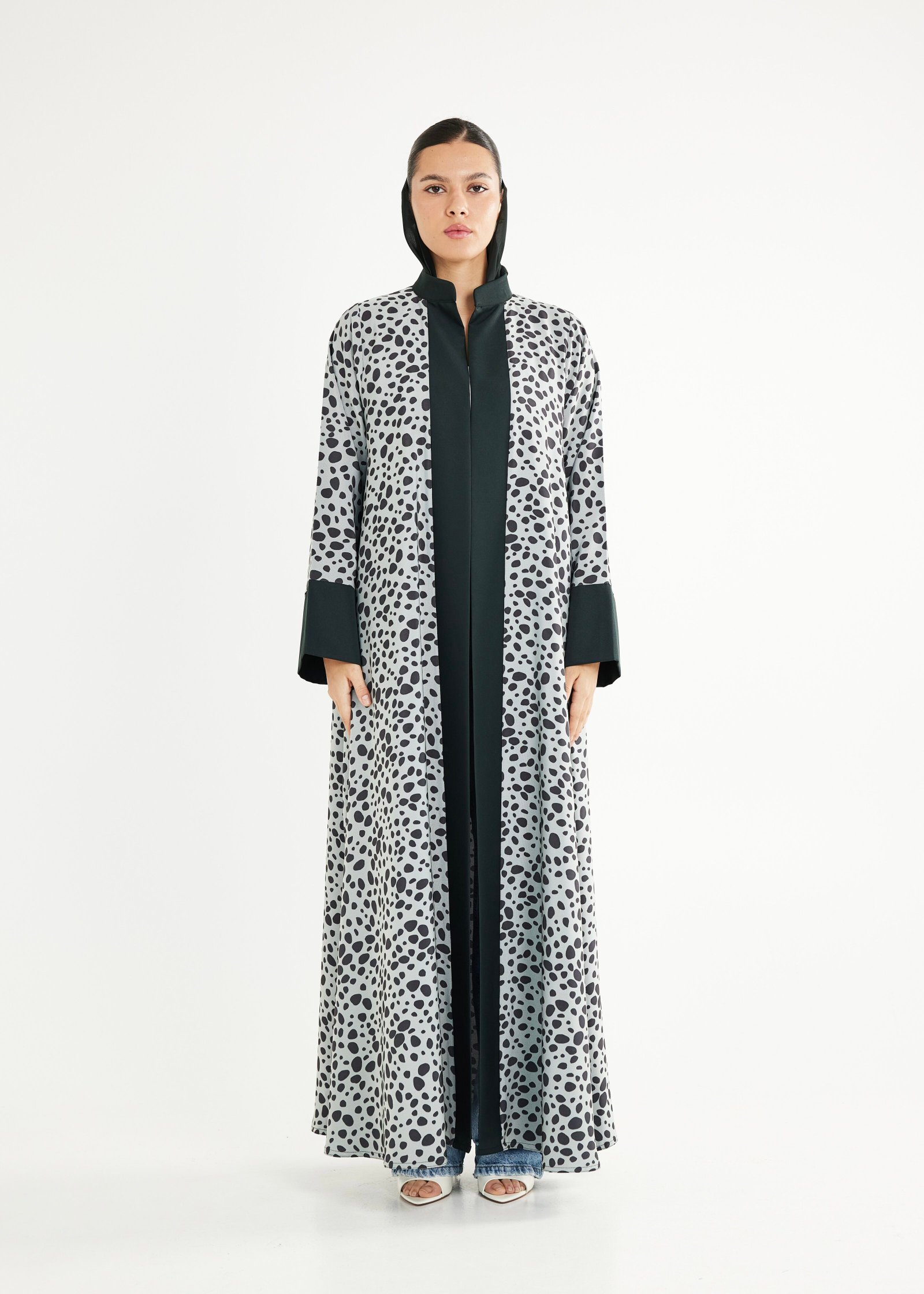 Dotted Abaya (S 57)