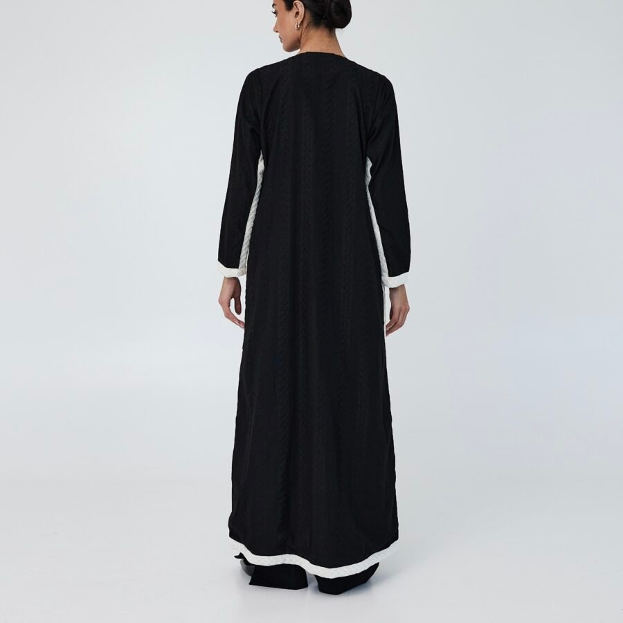 Daily Line Abaya