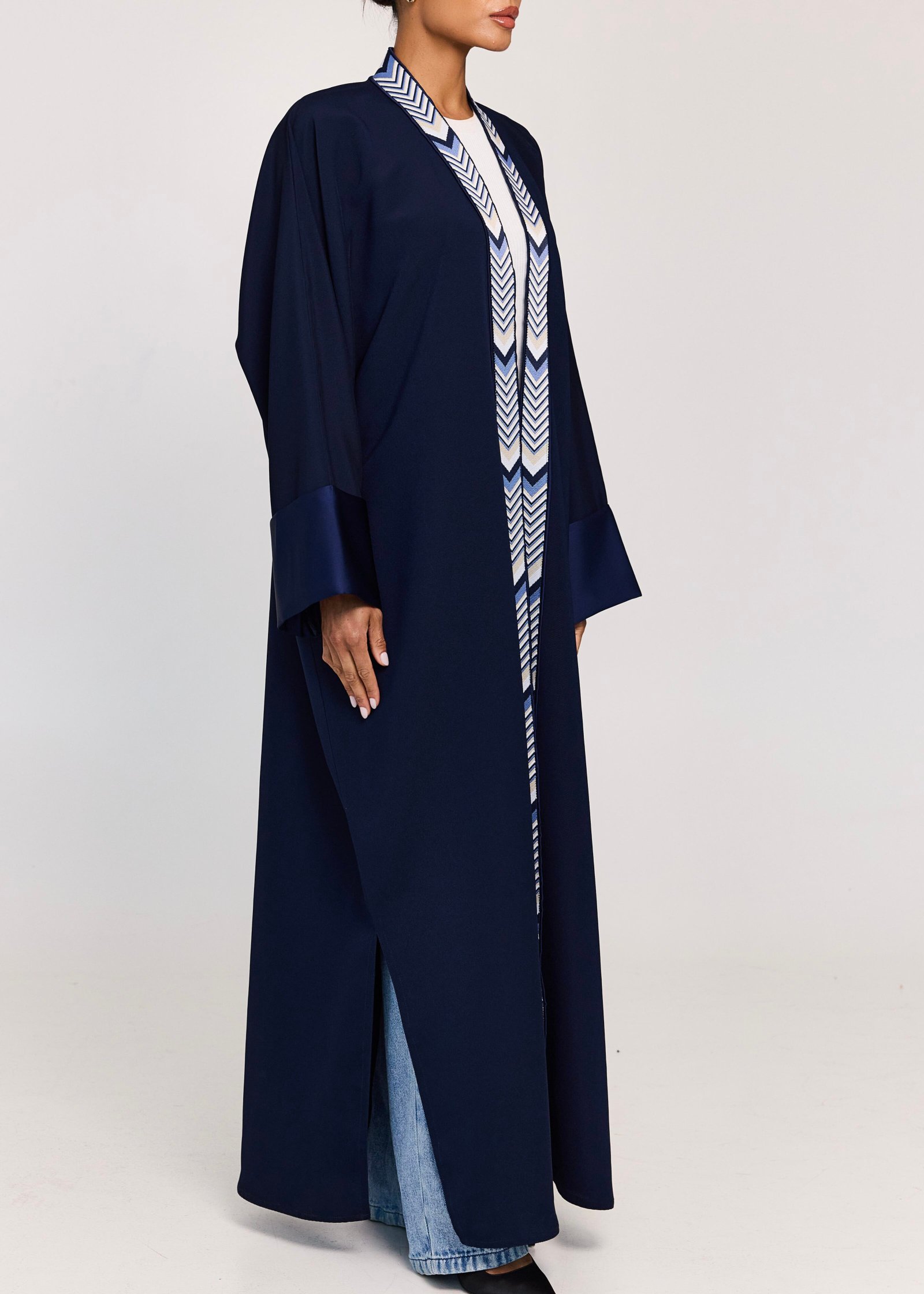 V-Form Abaya