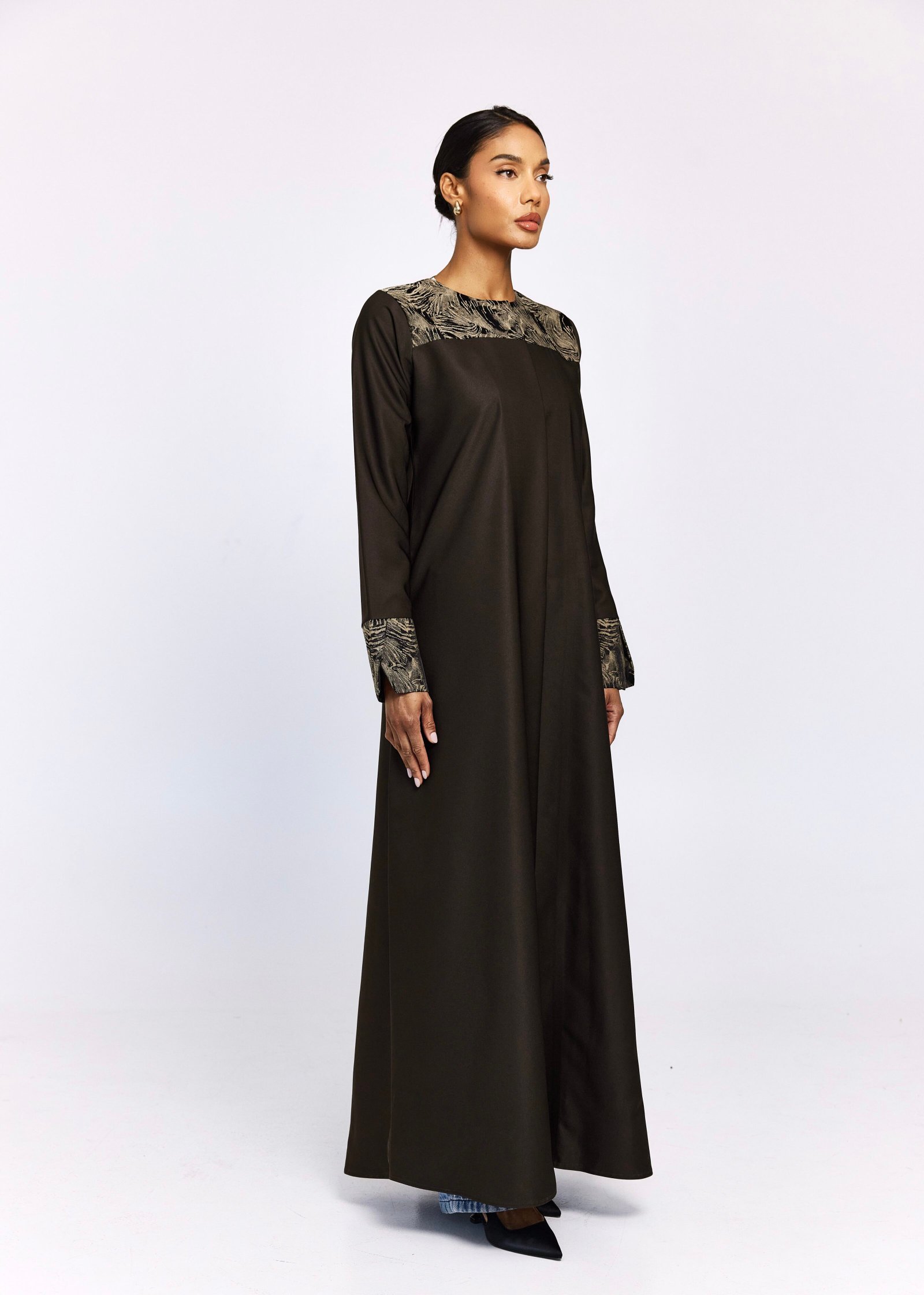 Naya Abaya