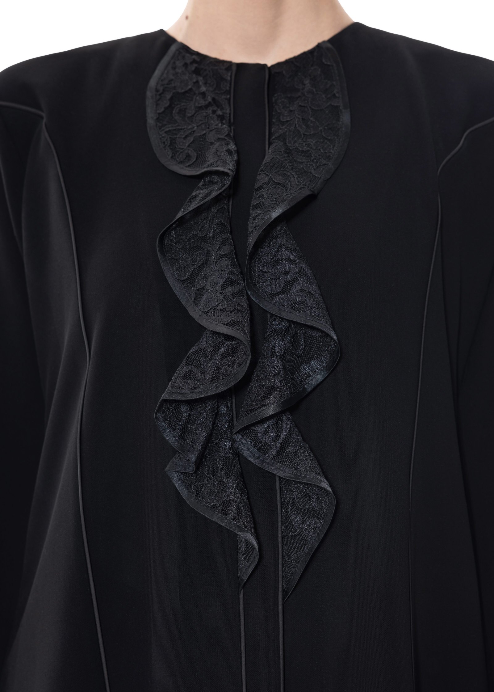 The Detail Abaya