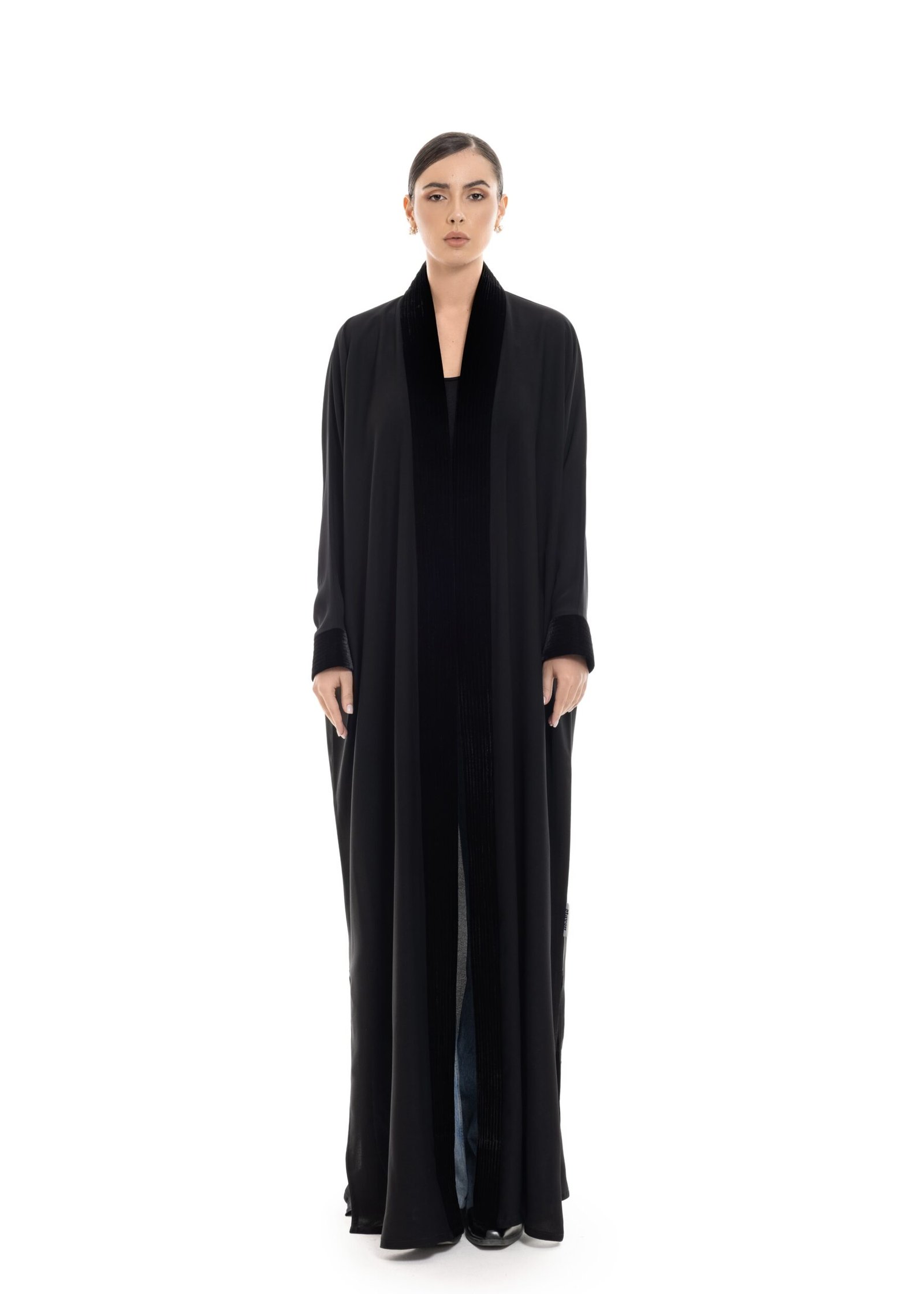 M165-1.jpg The Essential Abaya